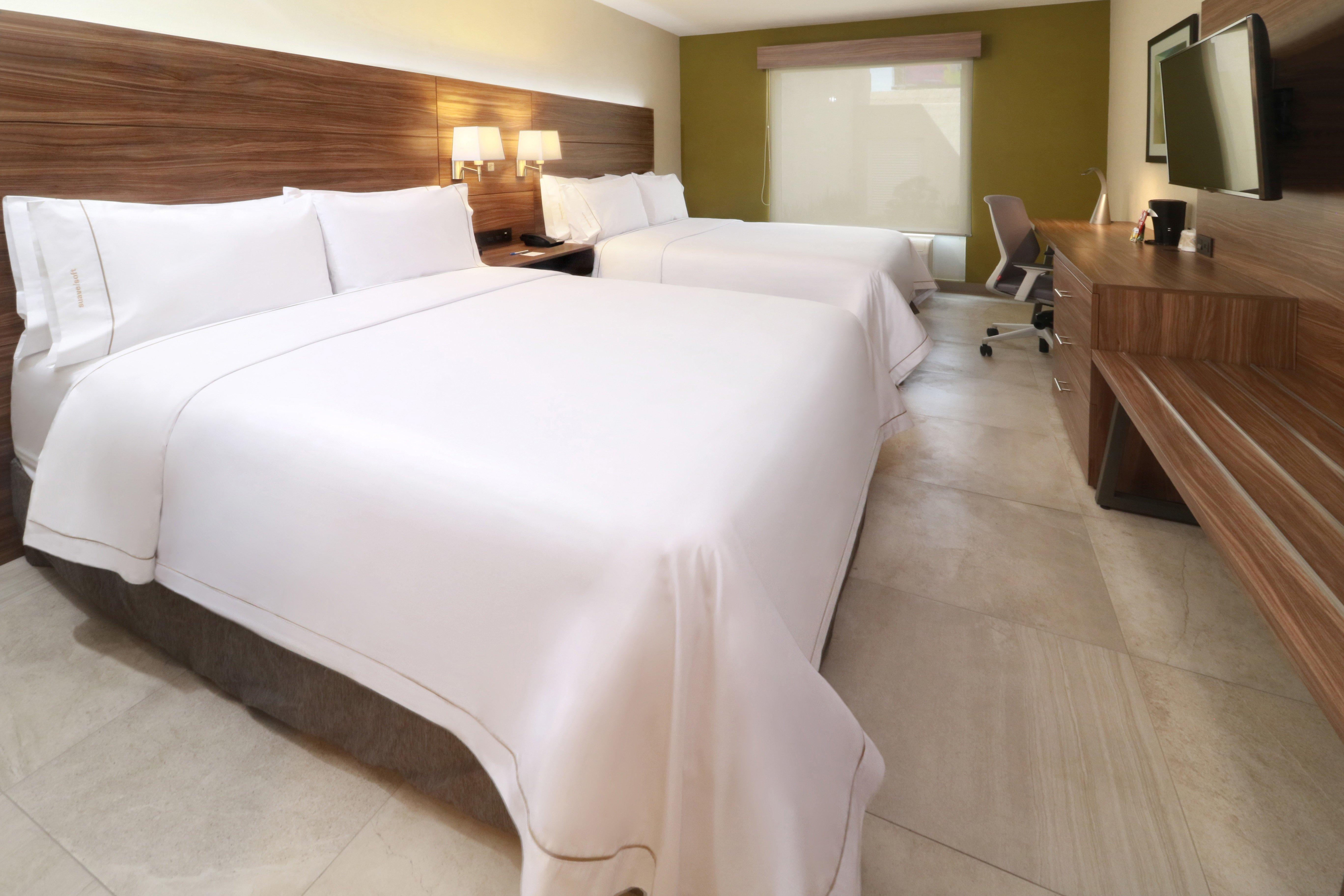 Holiday Inn Express Guadalajara Aeropuerto By Ihg Las Pintas Екстер'єр фото